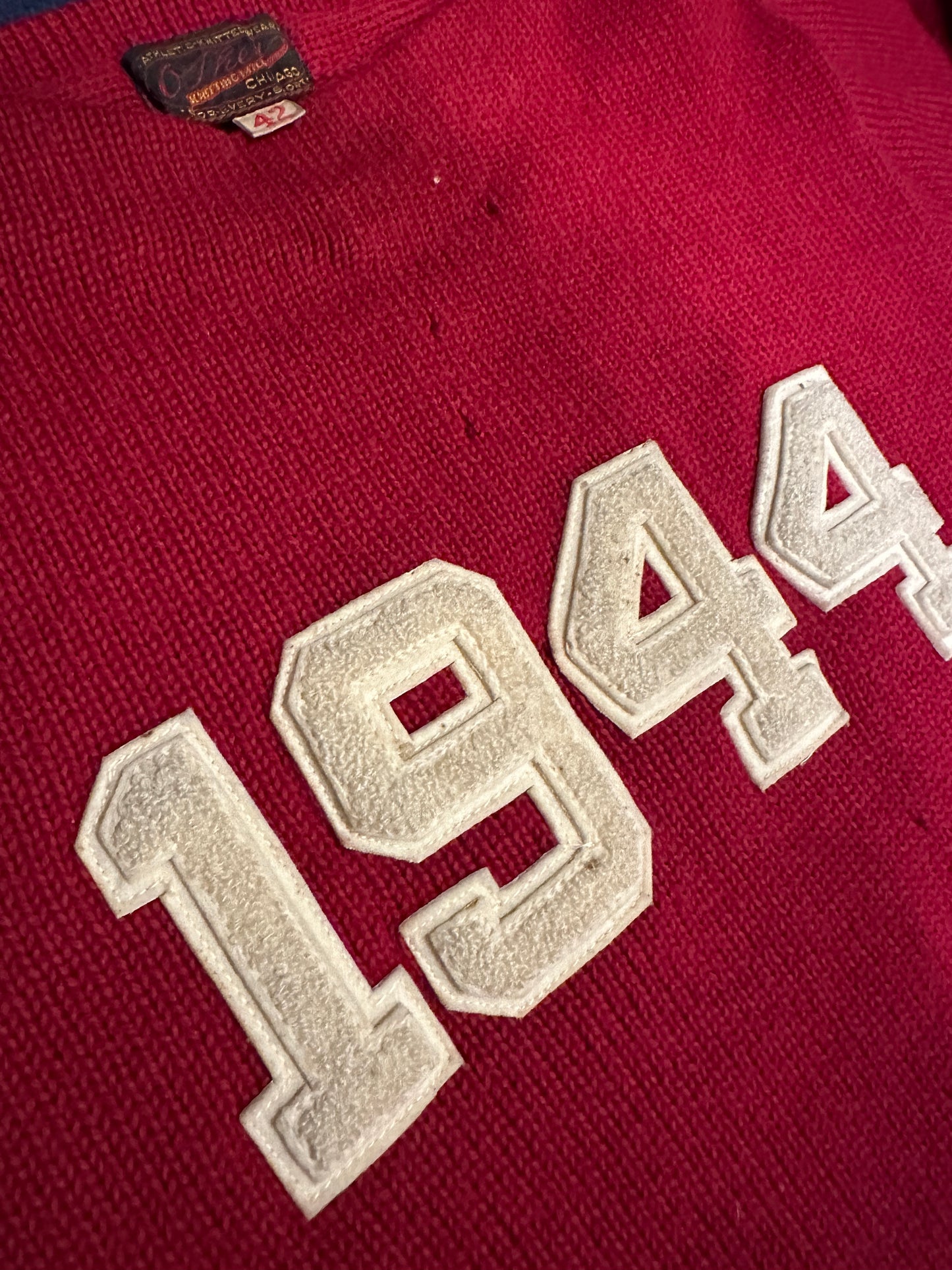 Close up of "1944" stitching. 